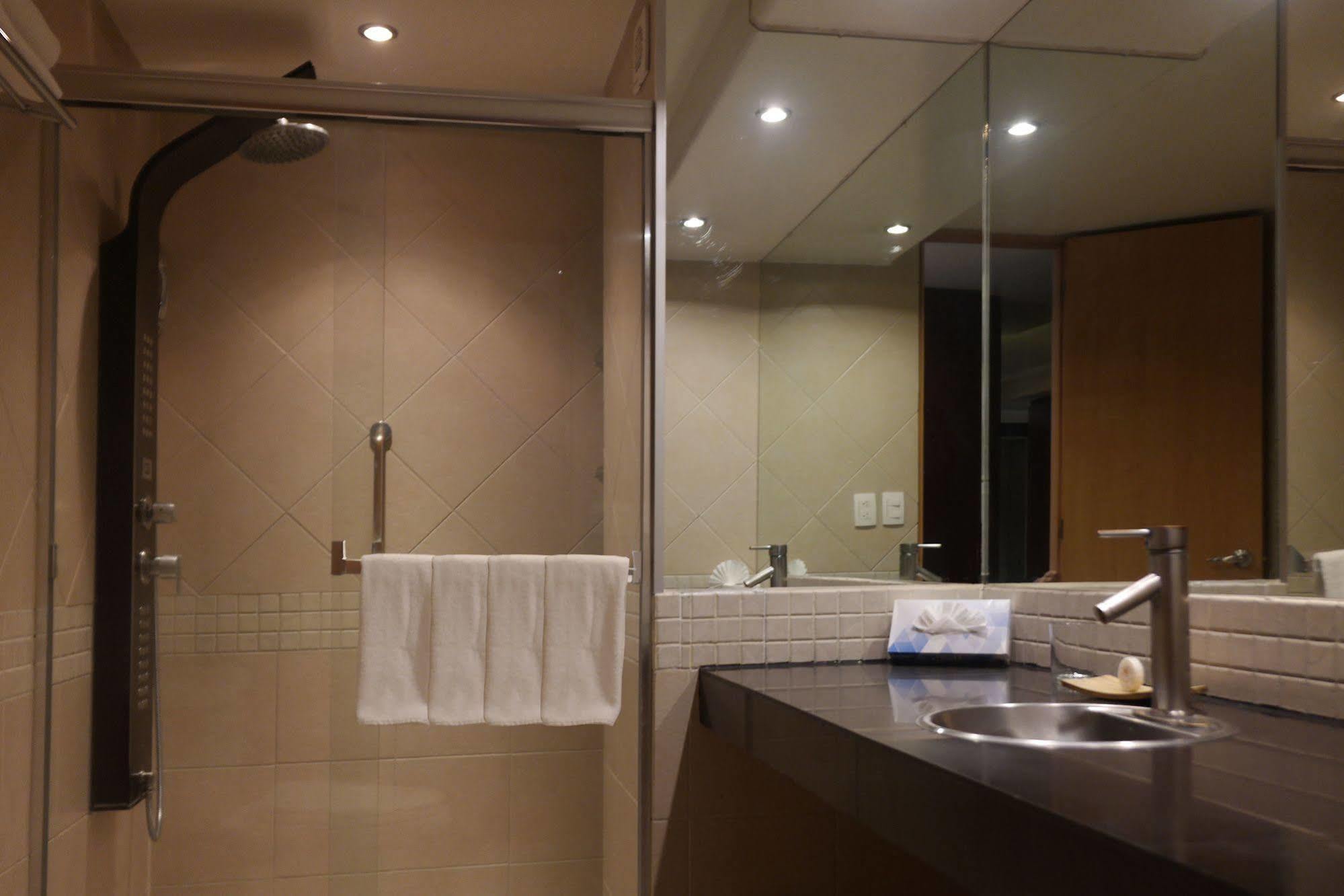 Apartahotel Capri Reforma 410 México DF