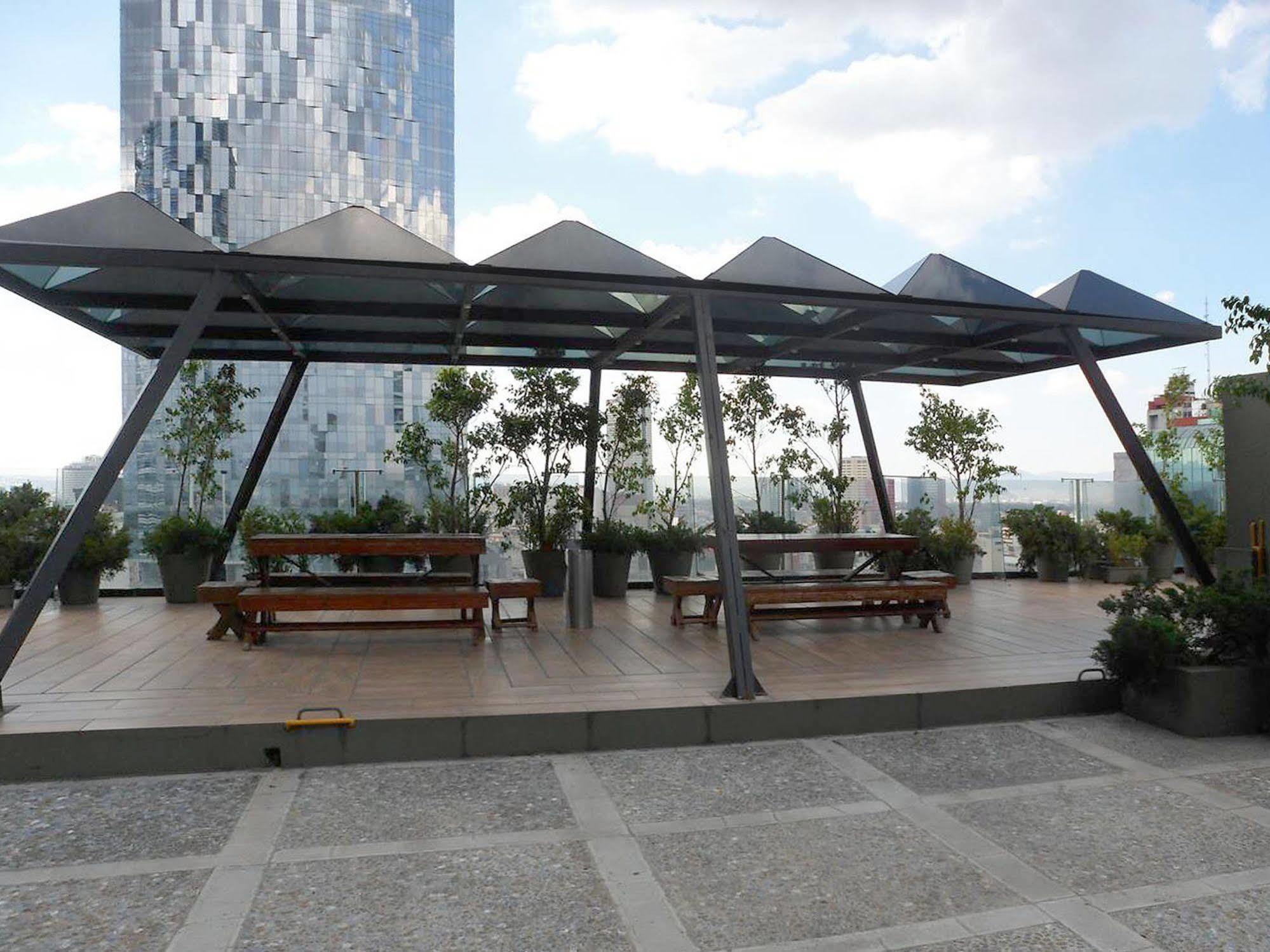 Capri Reforma 410 Apartahotel 2*