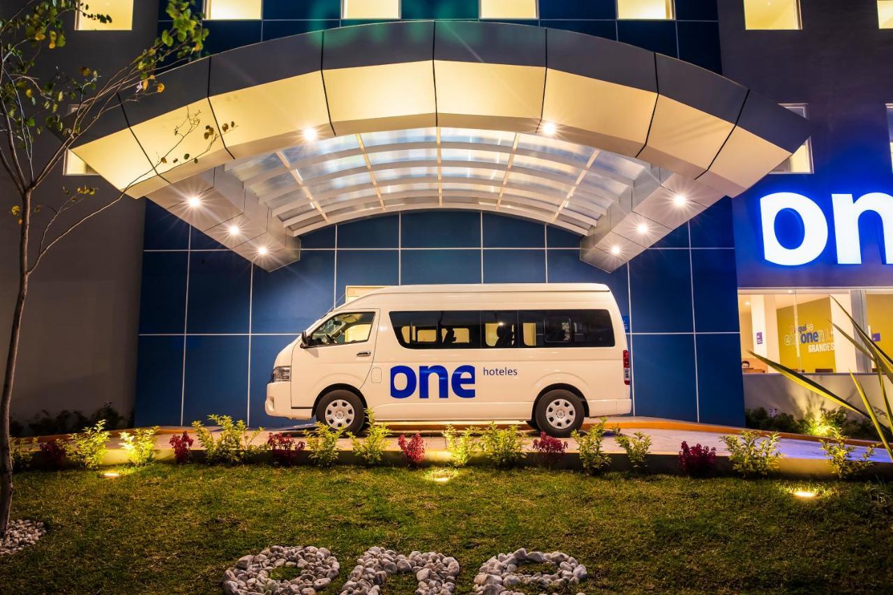 One Ciudad De La Raza Hotel 3*