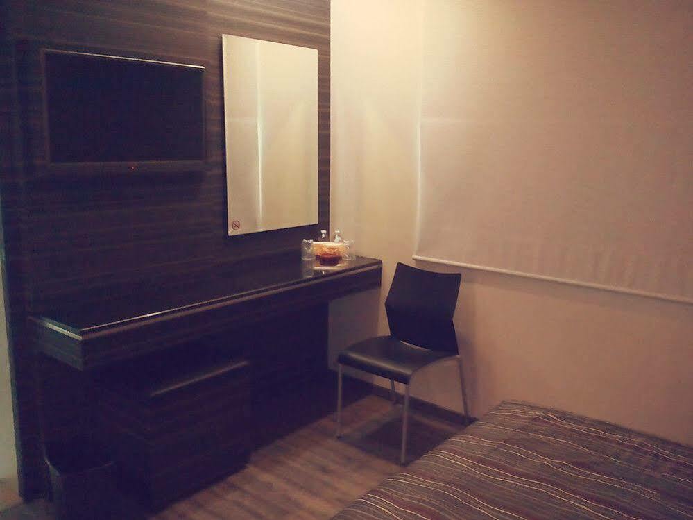 Dharma Hotel 2*