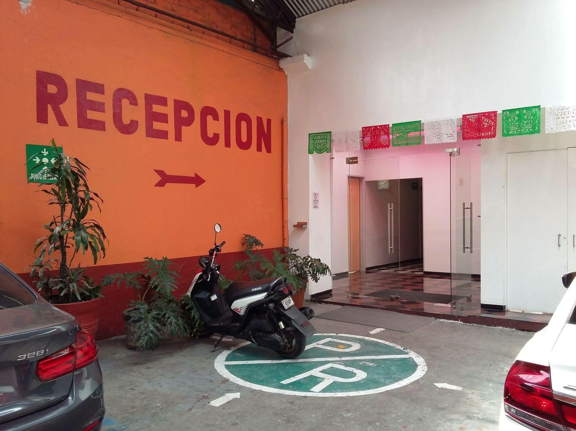 Dharma Hotel México DF