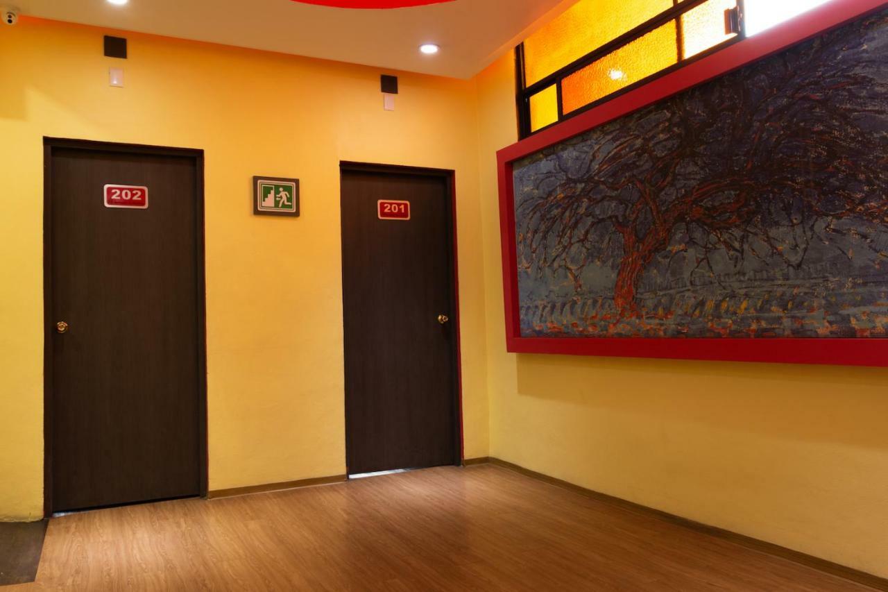 H - Piet Adults Only Hotel