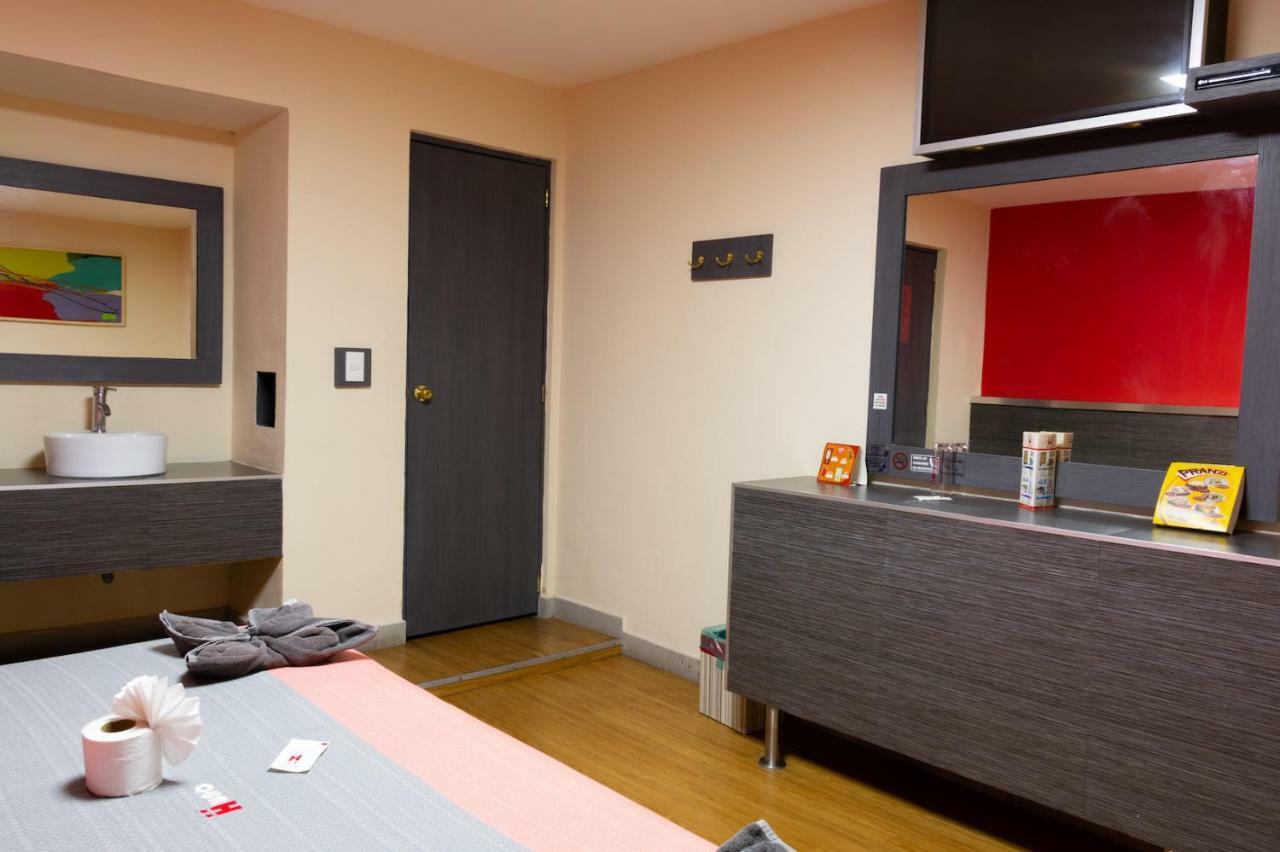 H - Piet Adults Only Hotel