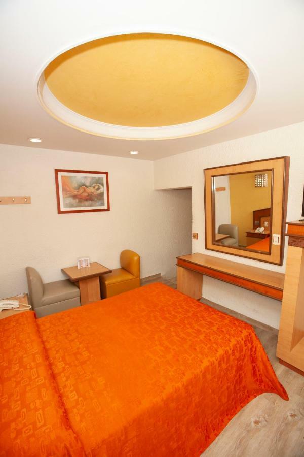 Hotel Tres Colonias - Solo Adultos