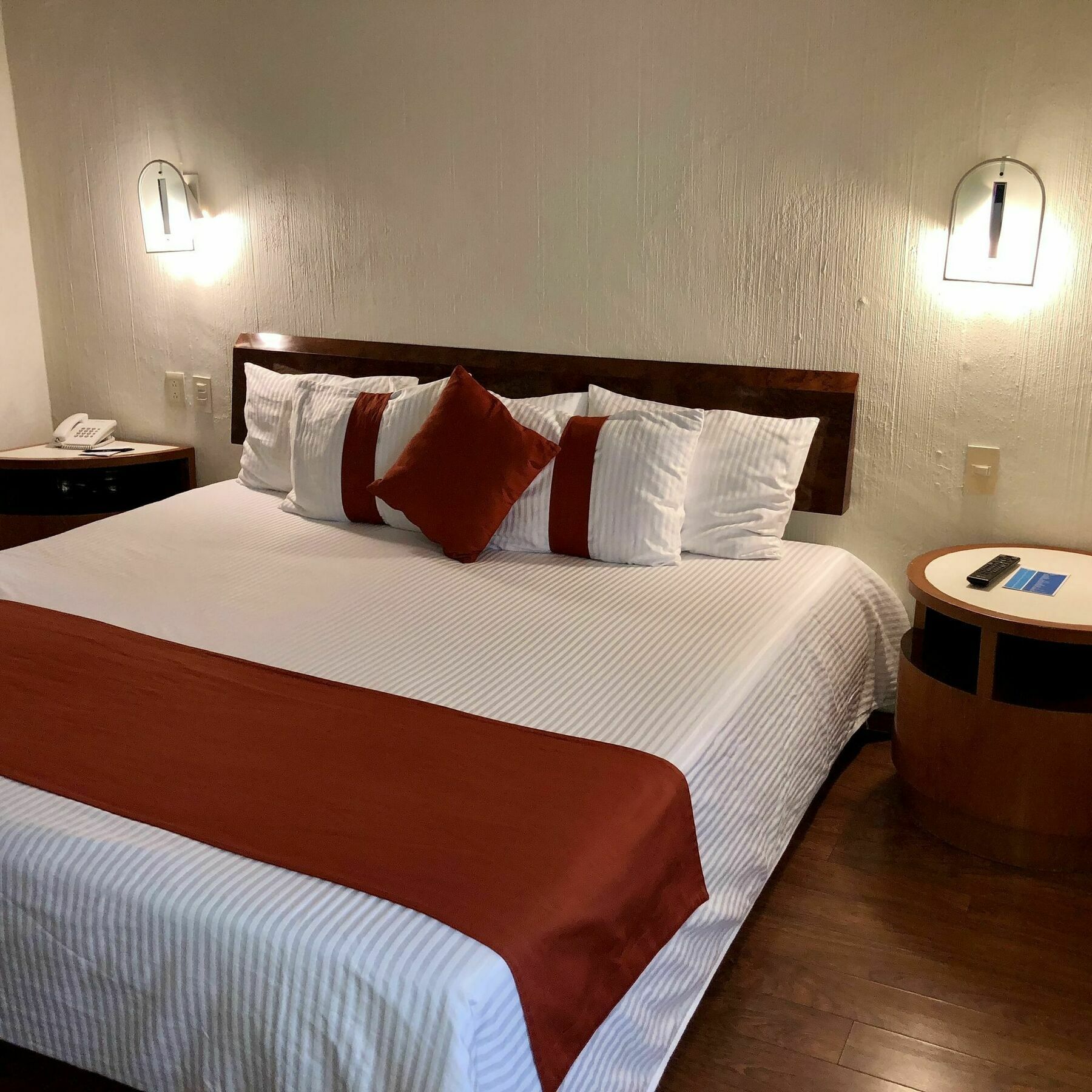 Cle Reforma Insurgentes 3* Mexico City