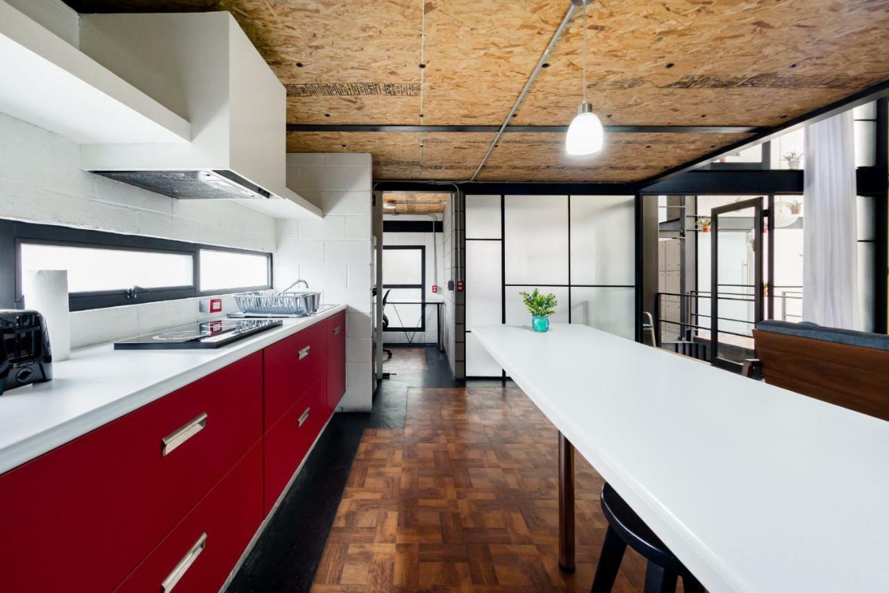 Apartamento Cozy Loft With Balcony