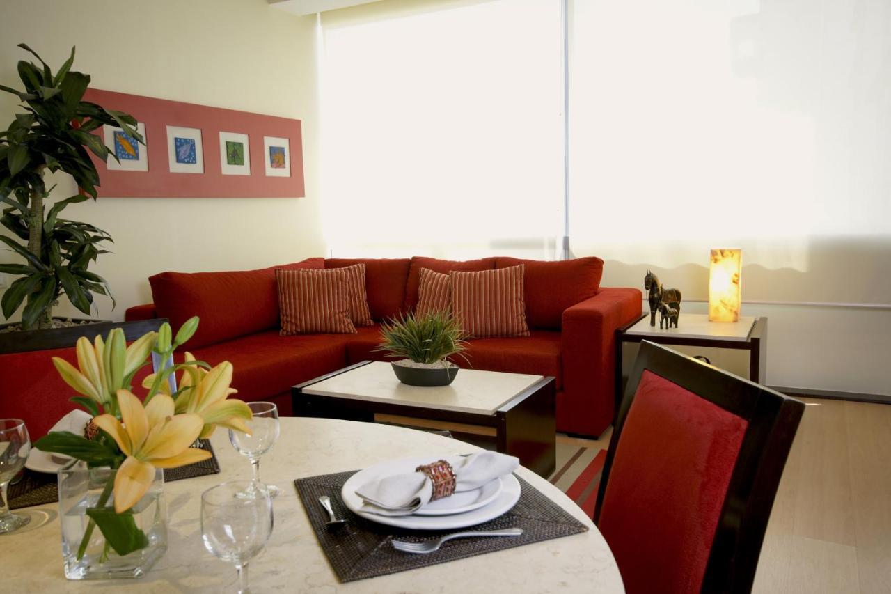 Aparthotel Hausuites 4*