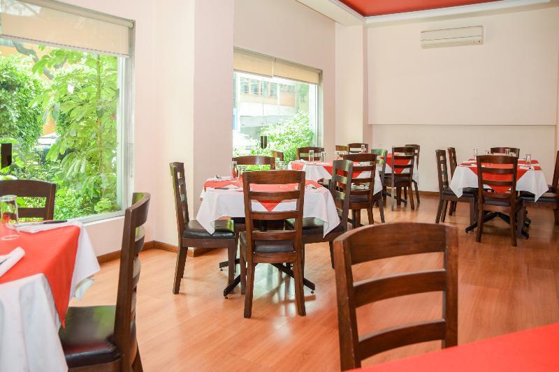 Hotel El Senador 3*