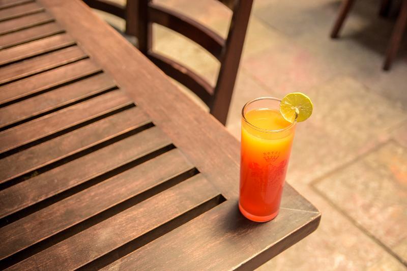 El Senador Hotel 3*