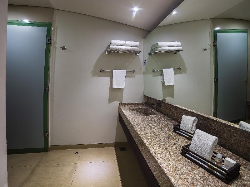 Hotel Via La 3*