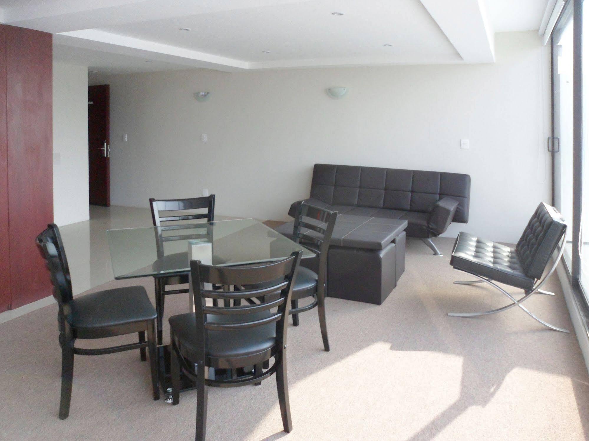 Capri Reforma ángel 380 Apartahotel
