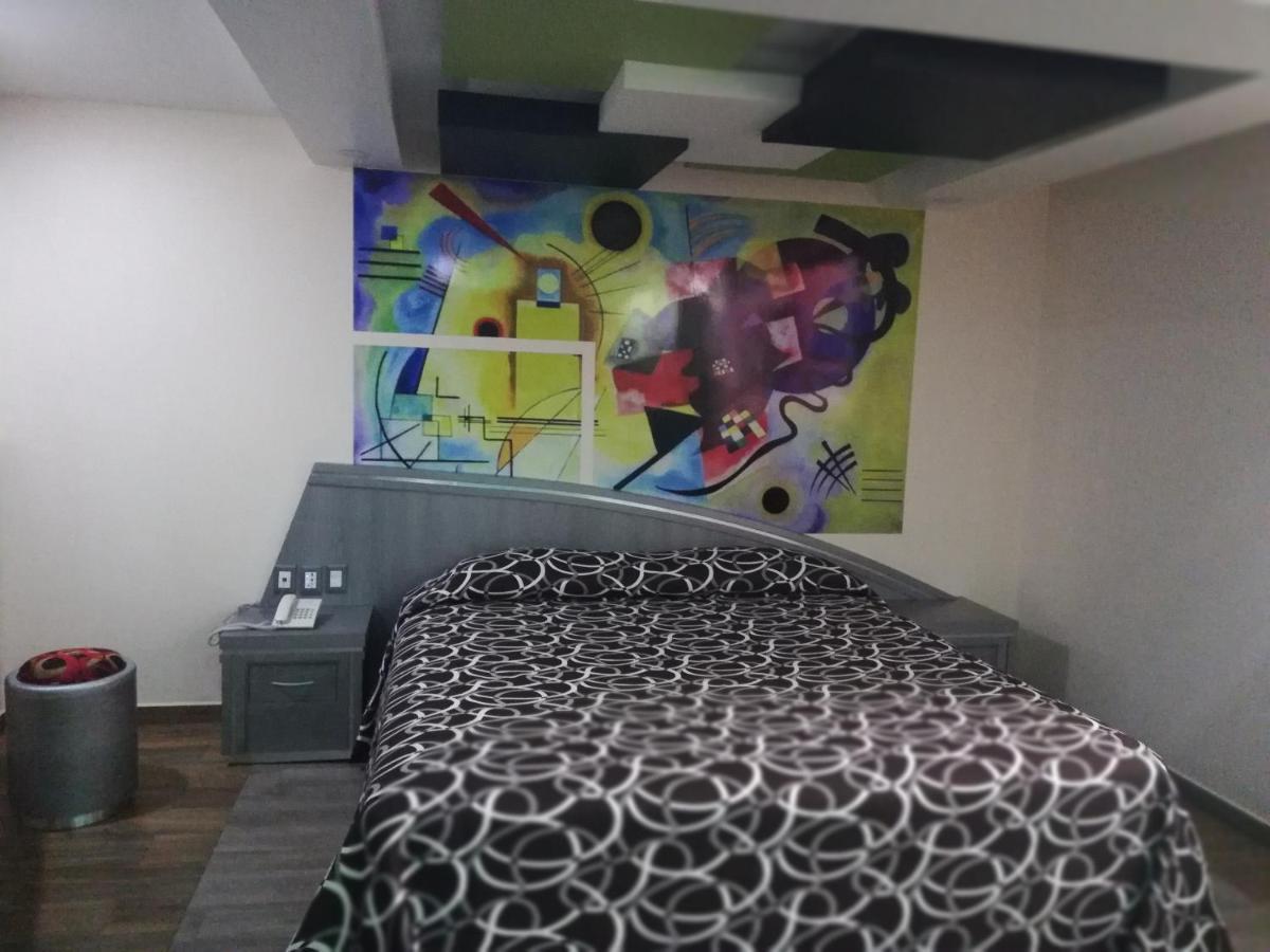 Ambos Mundos Hotel 2*