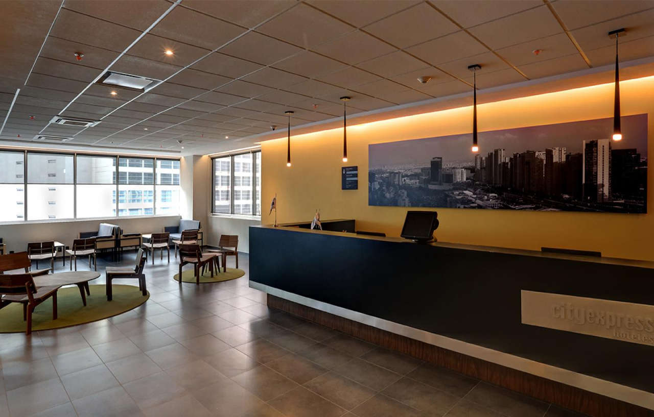 Express By Marriott Ciudad De Santa Fe 4*