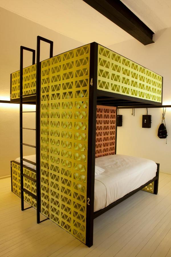 Hostel Downtown Beds *