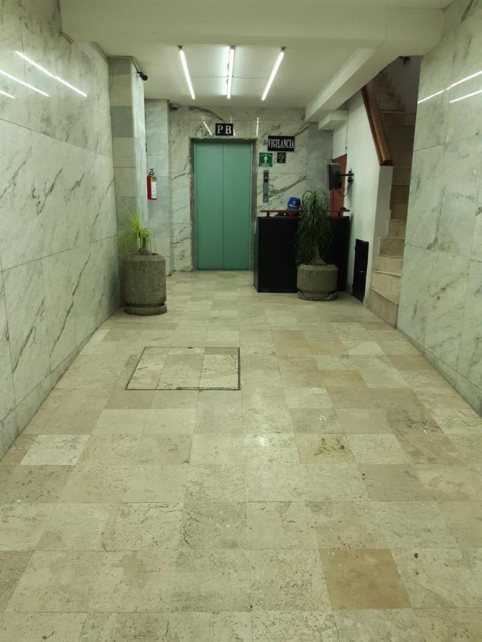 Pensión Alameda House 2*