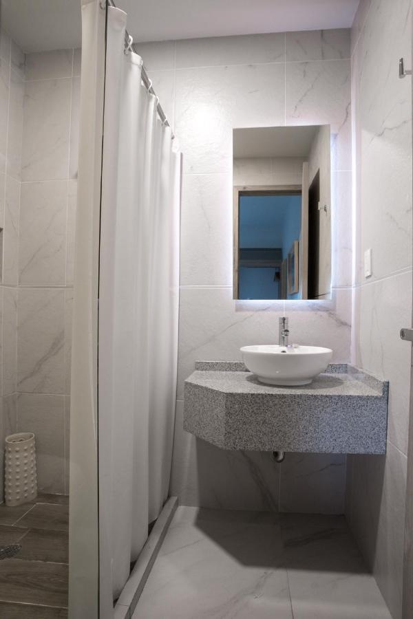 Roble 3*