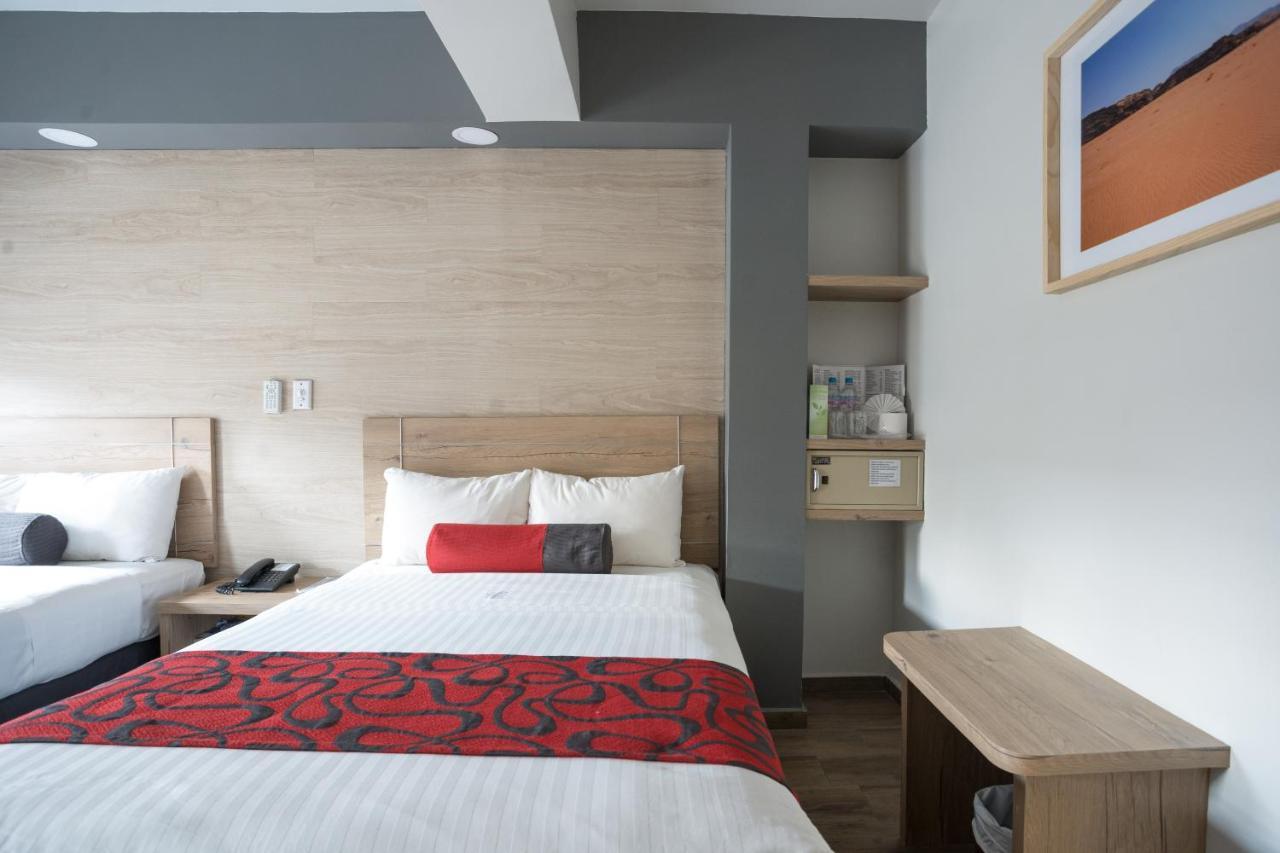 Roble Hotel