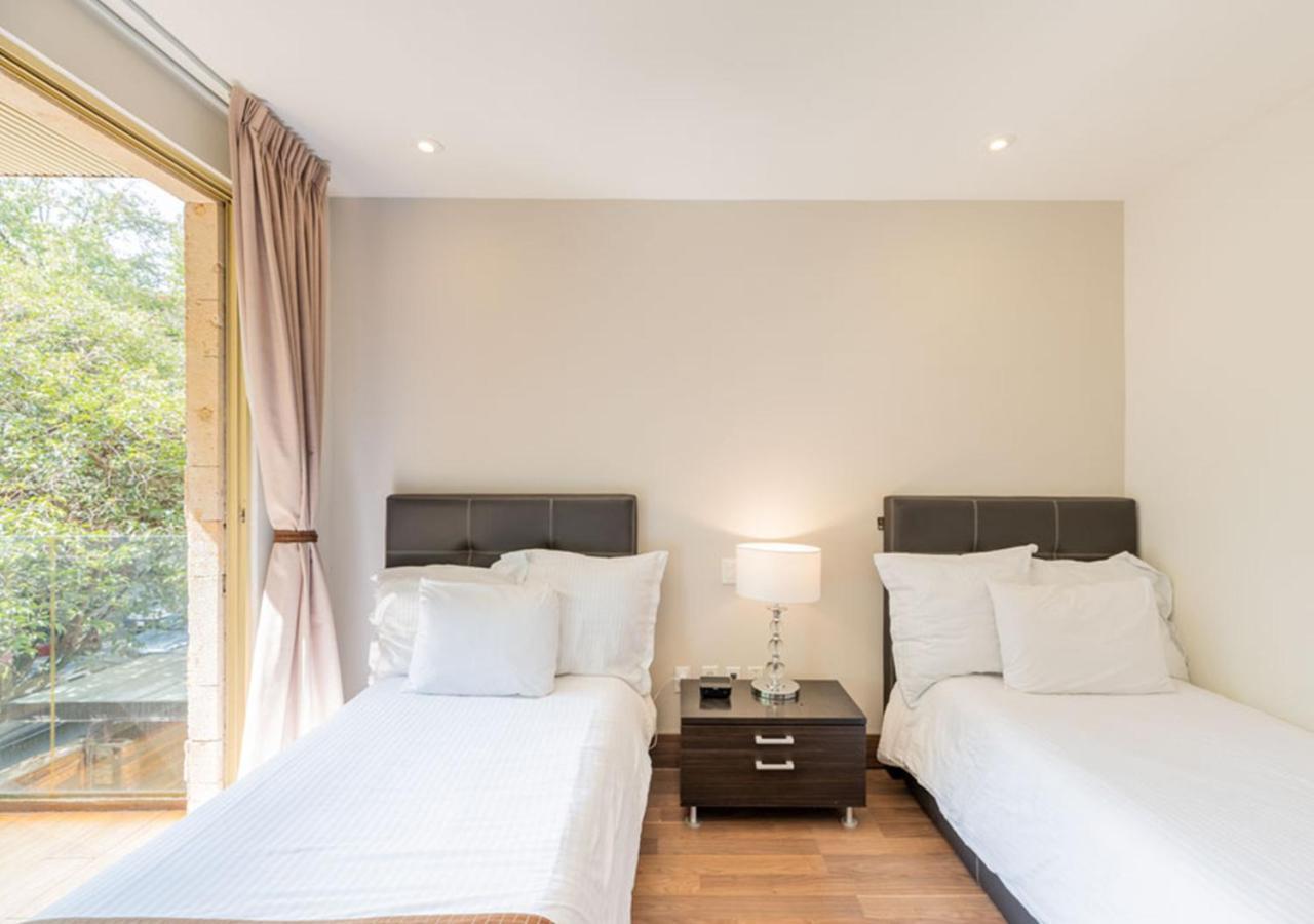 Lamartine 619 Residencial Hotel 5*