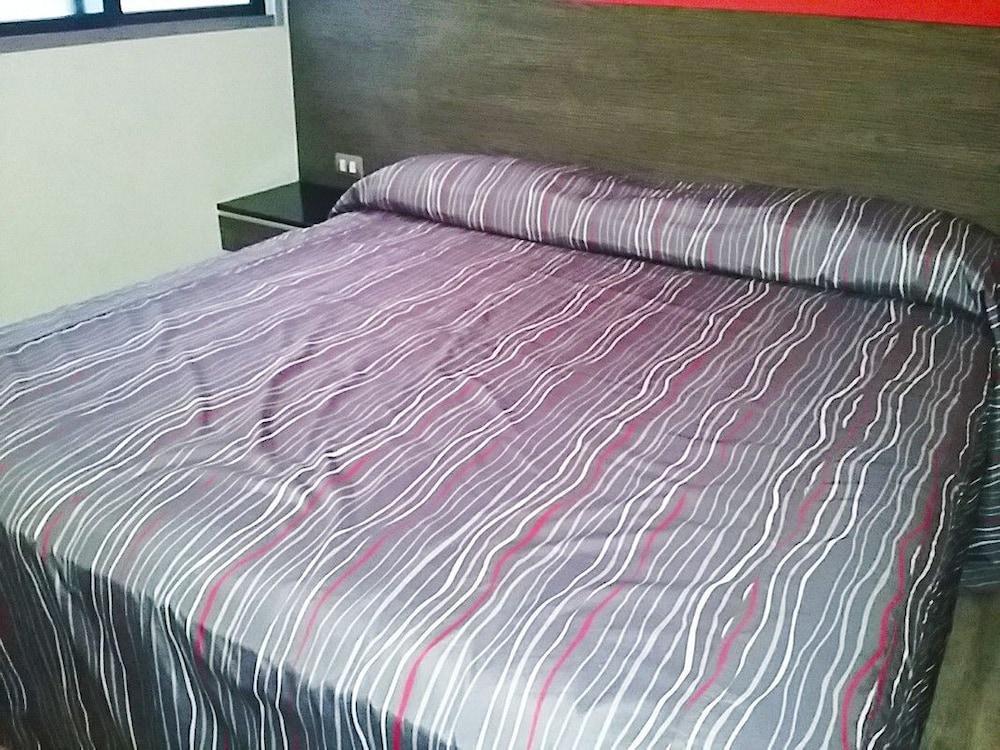 Hotel Dharma