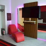 Plutarco Suites