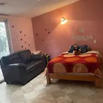 Alojamiento Con Bano Compartido