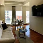 Boutique Apartment Downtown 1417