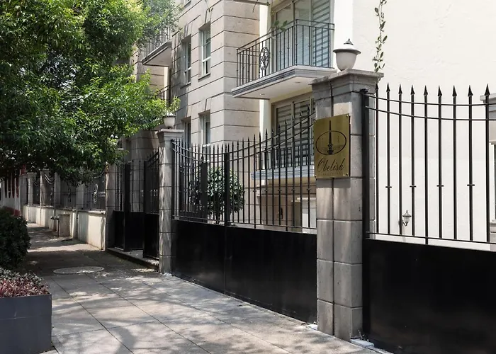 Capitalia Obelisk Polanco