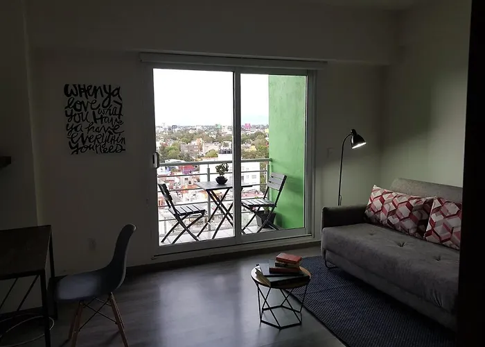 Centrally Located Loft With Amazing Views Of Volcanoes