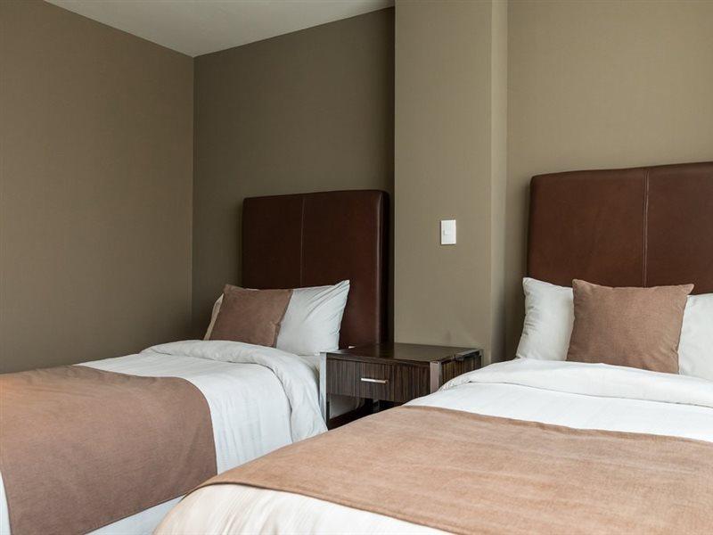 Aparthotel The Place Corporate