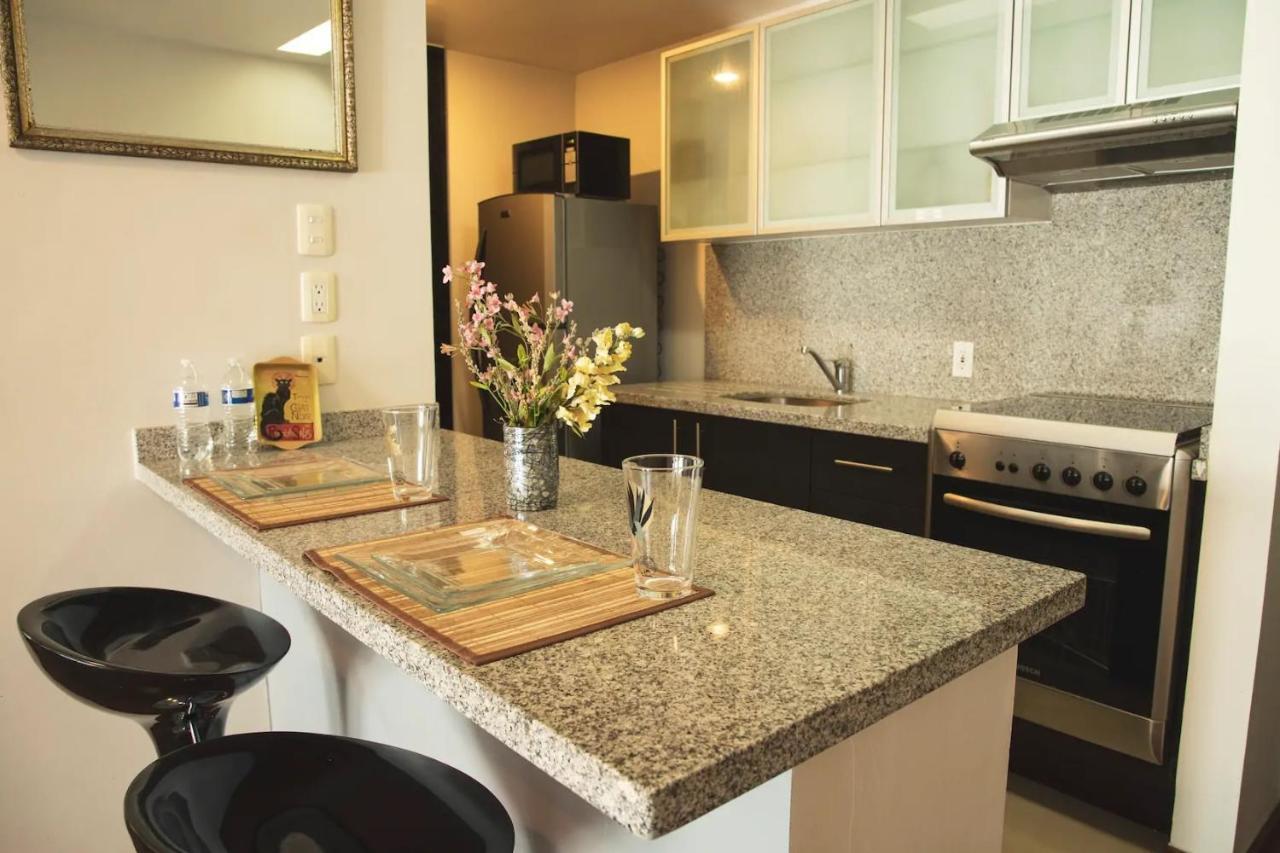 1312 Premier Private Four Guests Downtown