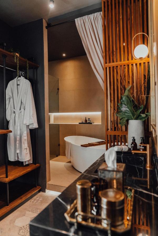 Casa Emilia Boutique