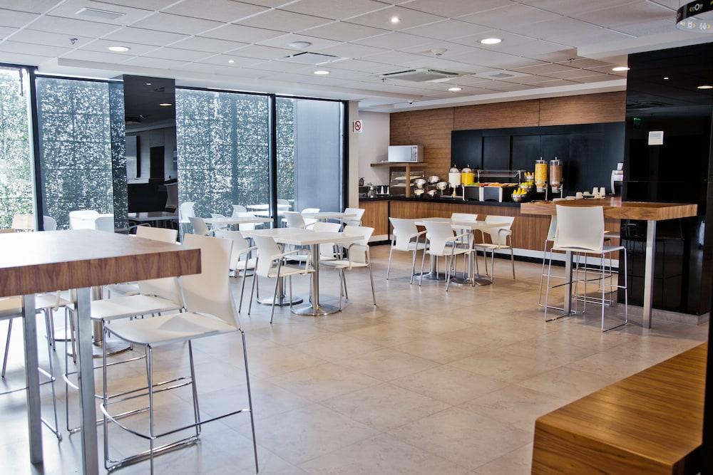 Express Mexico Satelite By Ihg Hotel 4*