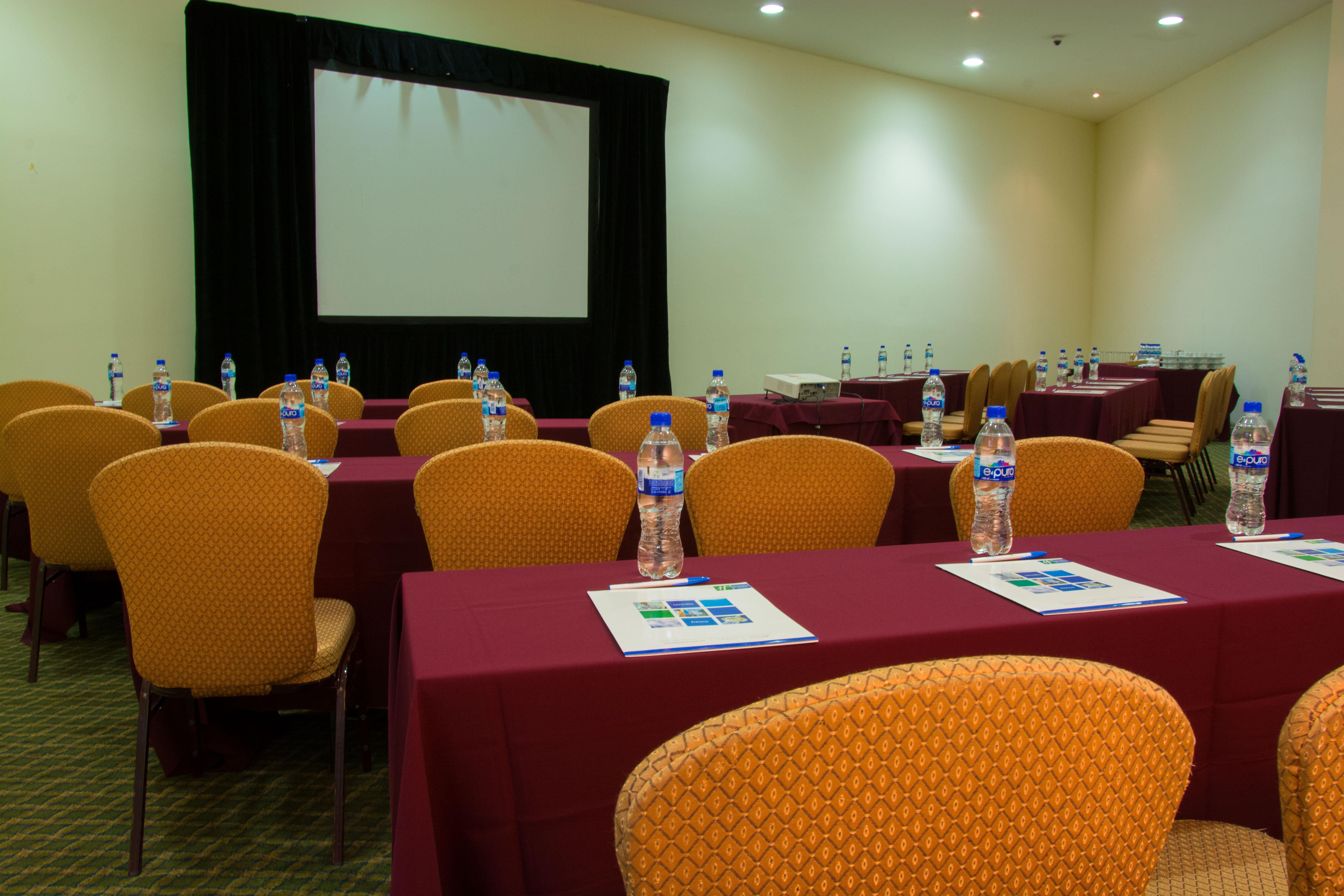Belair Business A Wyndham Garden Hotel 4* Mexico City