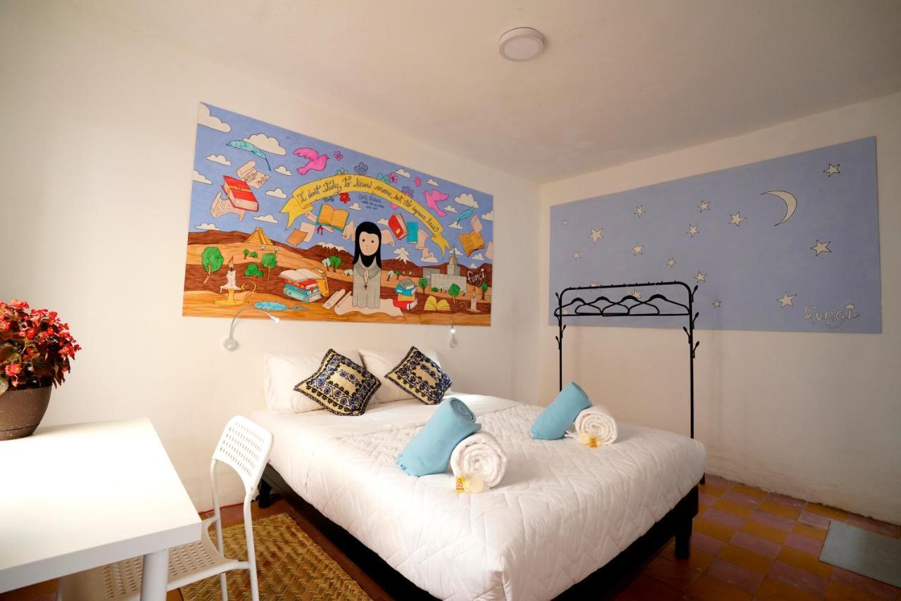 Fungi Casa Rosa Guest house