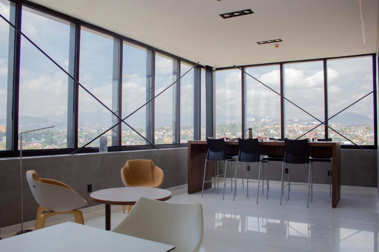 Express Mexico Satelite By Ihg