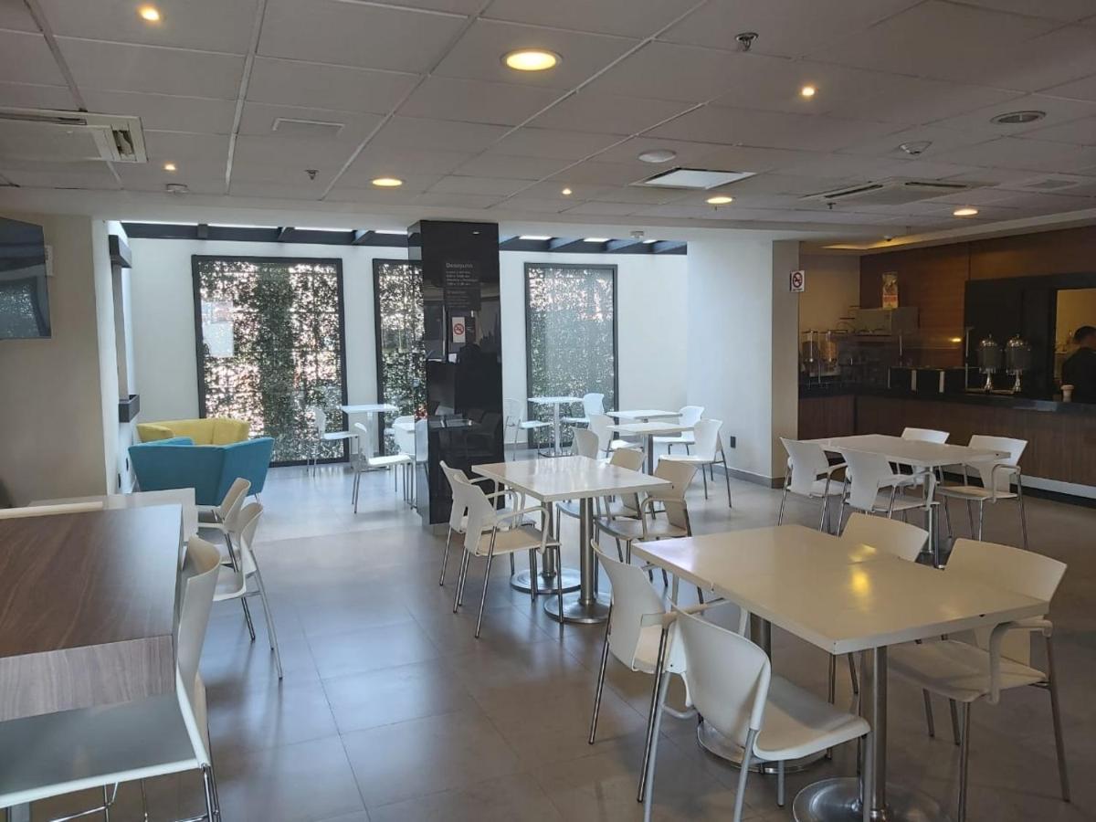 Express Mexico Satelite By Ihg 4*