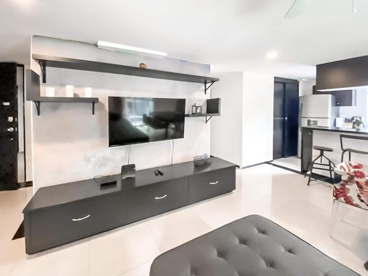 Apartamento Dpto 101 /three /located Reforma, Juarez , Museo De Cera *