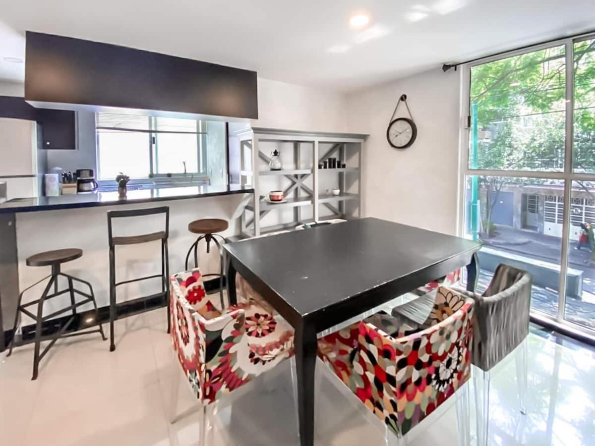 Dpto 101 /three /located Reforma, Juarez , Museo De Cera Apartamento