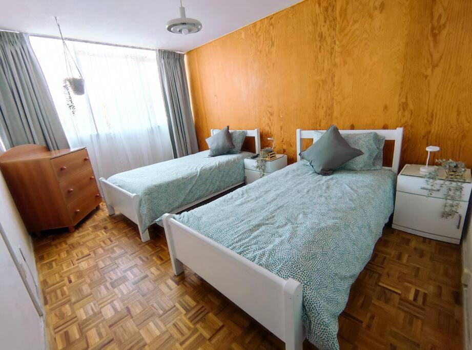 Delightful 4br Cozy Heart Of Artist District Apartment *