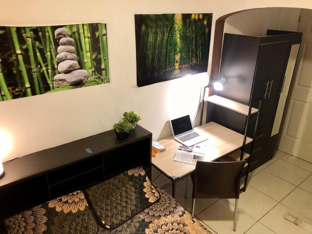 Hostal Roomies Centro Medico *