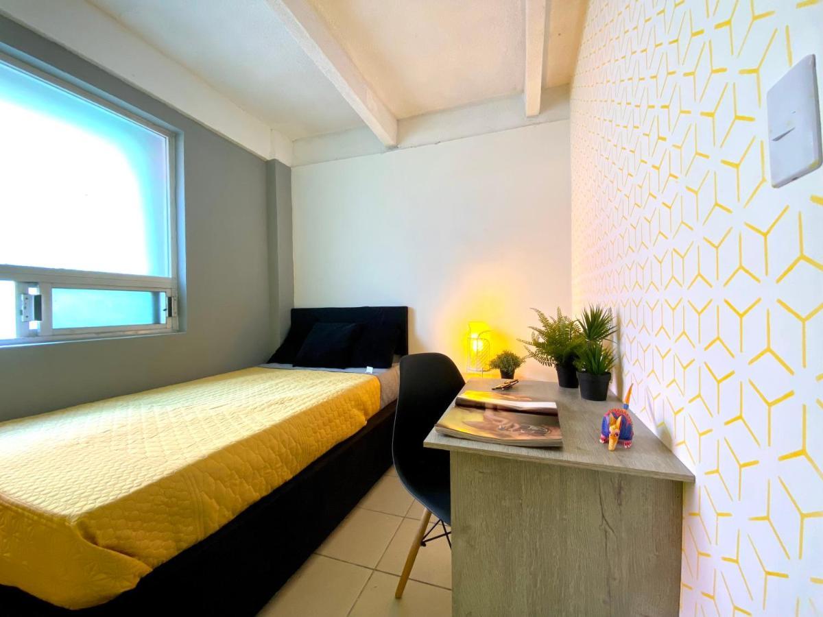 Pensión Roomies - Santa Maria La Ribera