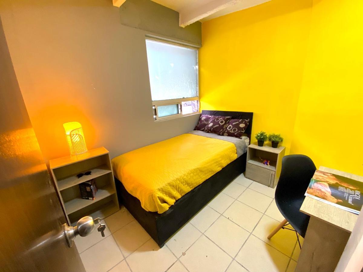 Pensión Roomies - Santa Maria La Ribera
