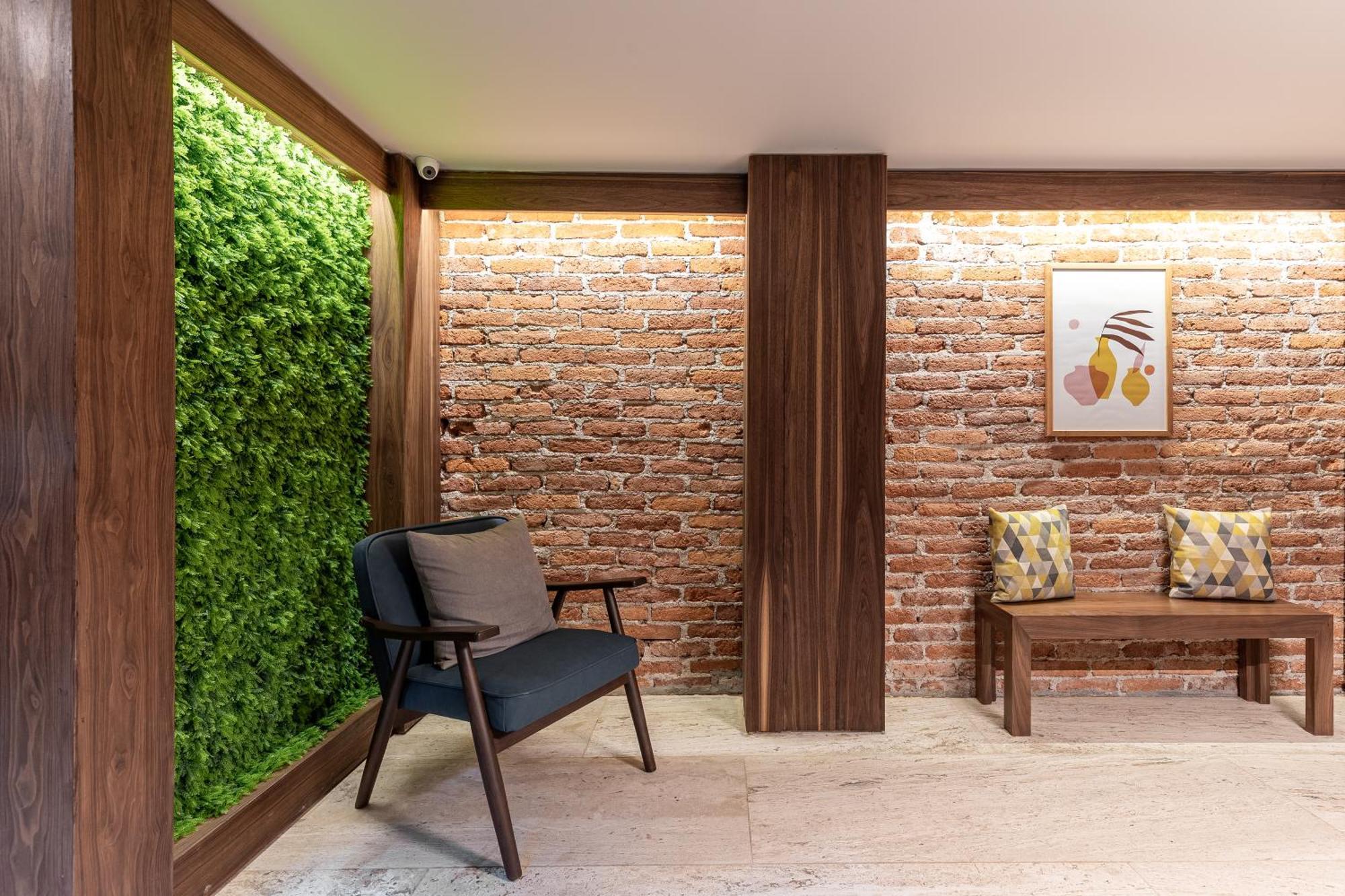 Roma Norte Trendy By Viato * Mexico City
