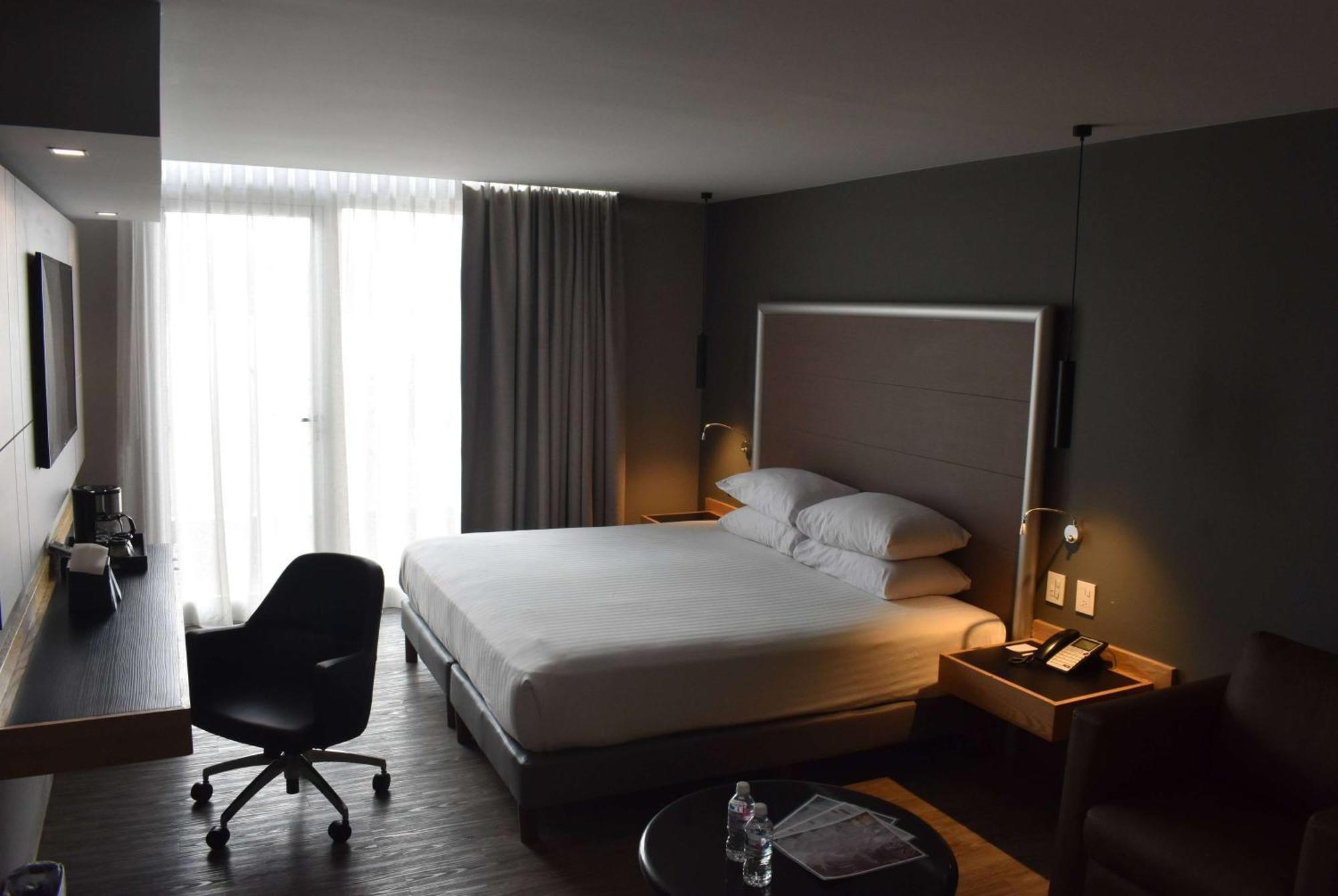 Hotel Ramada By Wyndham Mexico Santa Fe