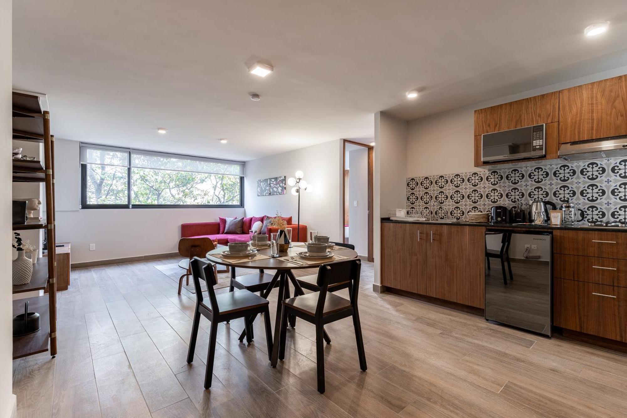 Roma Norte Trendy By Viato Mexico City