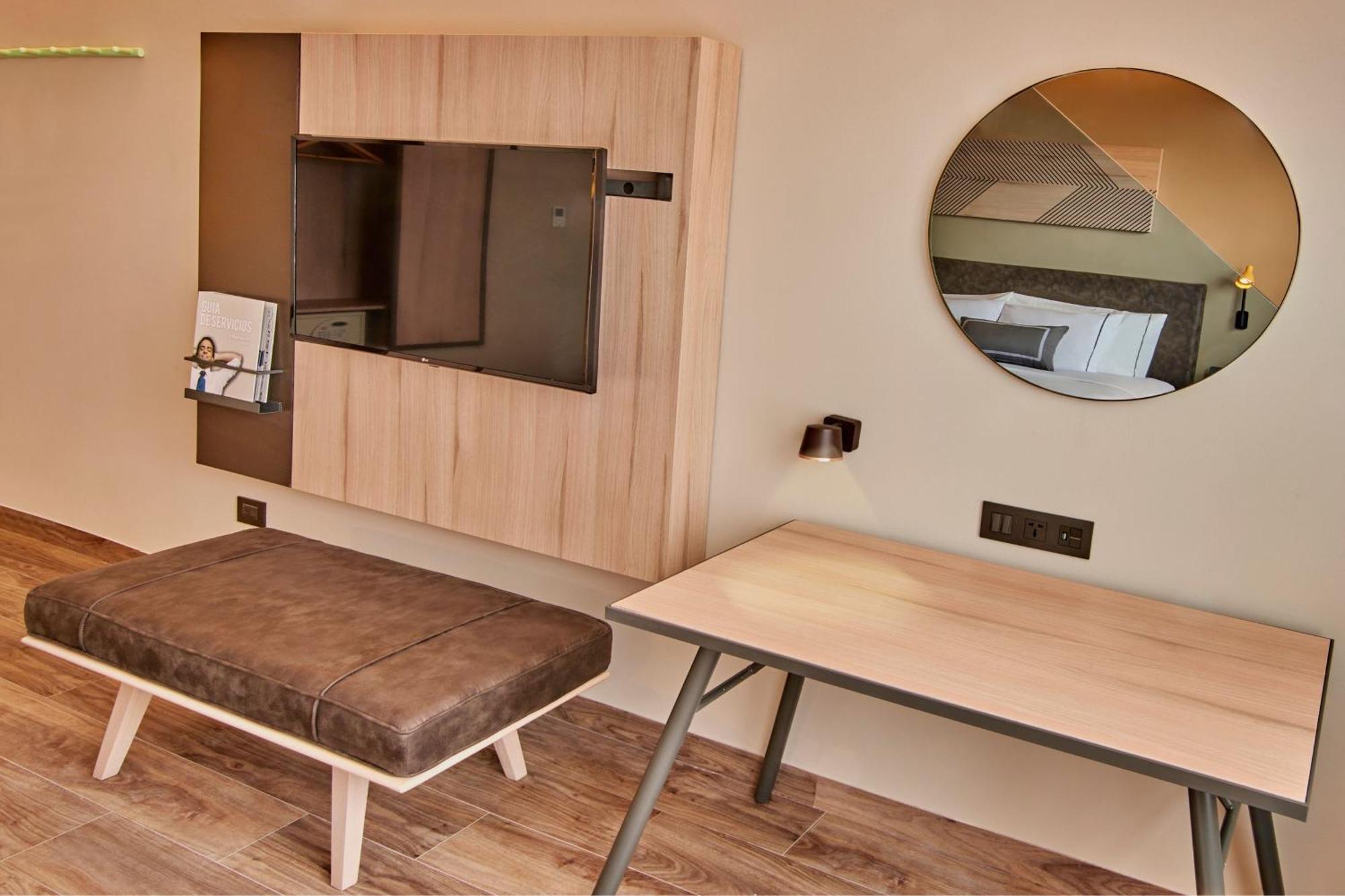 Express By Marriott Ciudad De Mexico Interlomas Hotel 4*