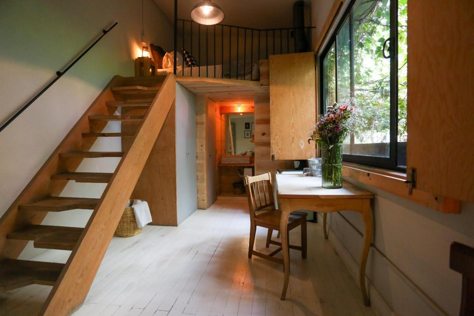 5 Loft *