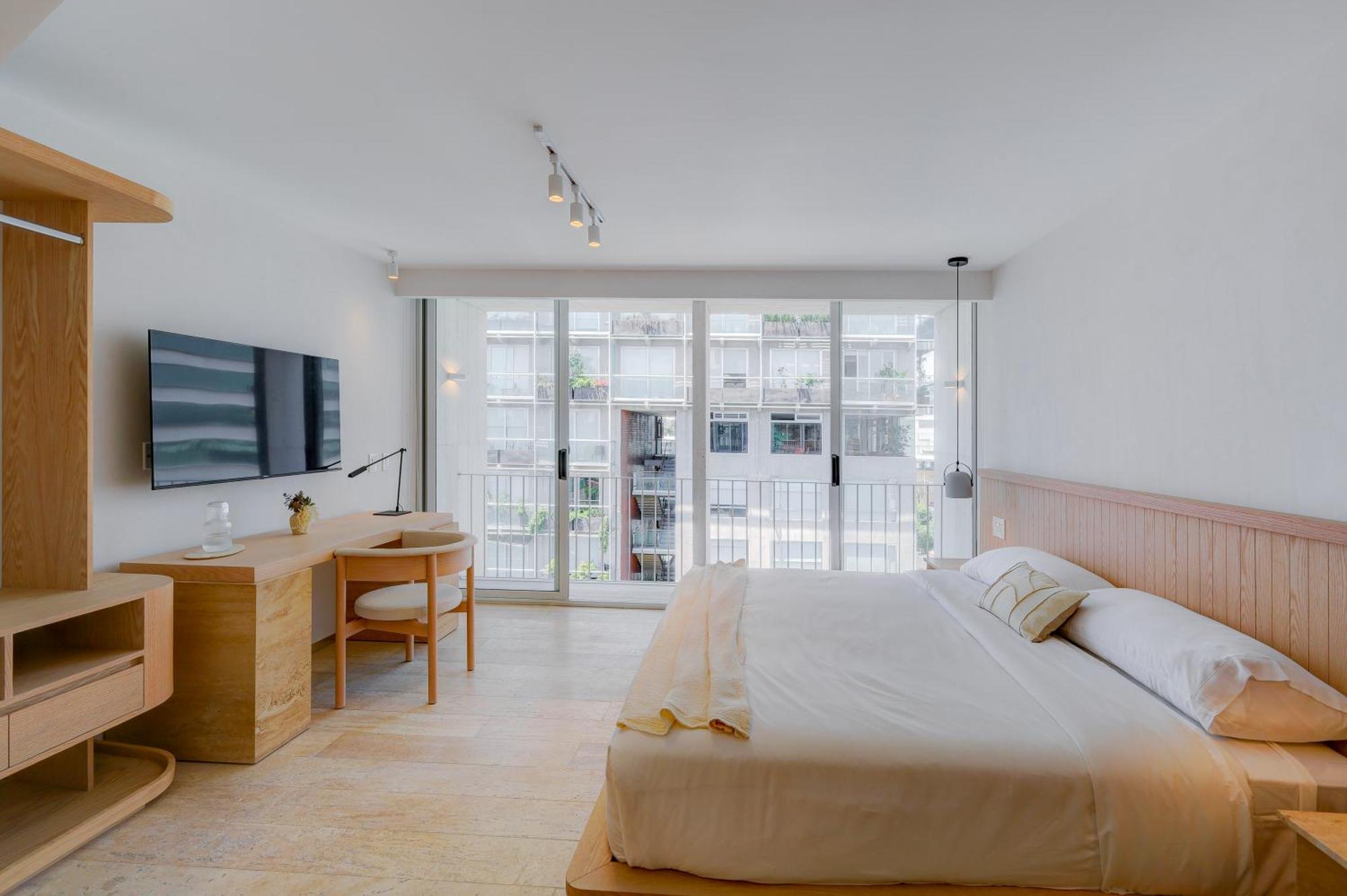 Apartment Capitalia - Luxury - Edgar Allan Poe