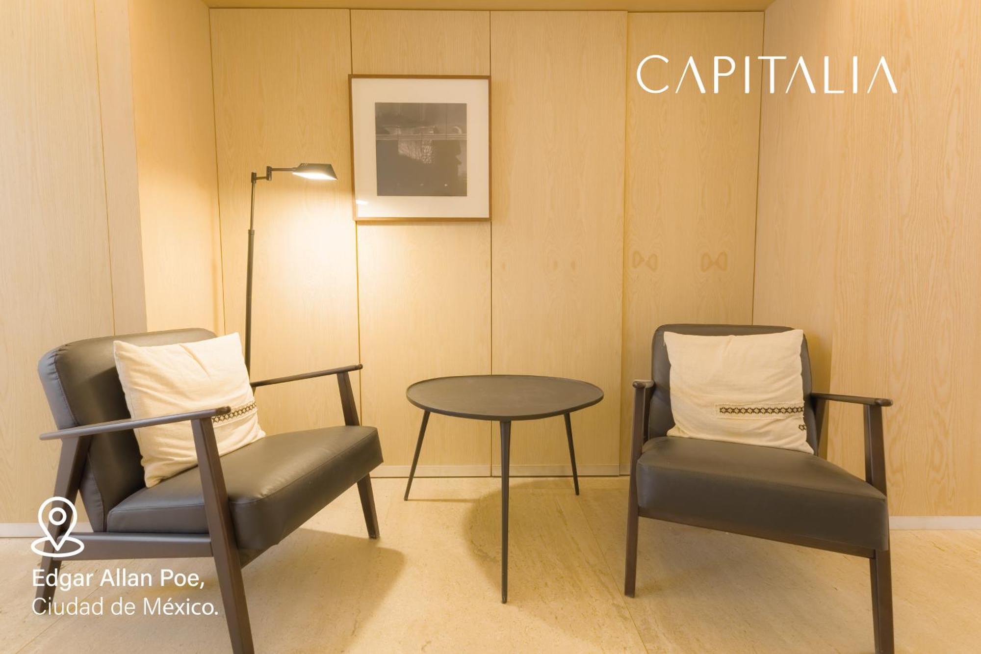 Capitalia - Luxury - Edgar Allan Poe Apartment *