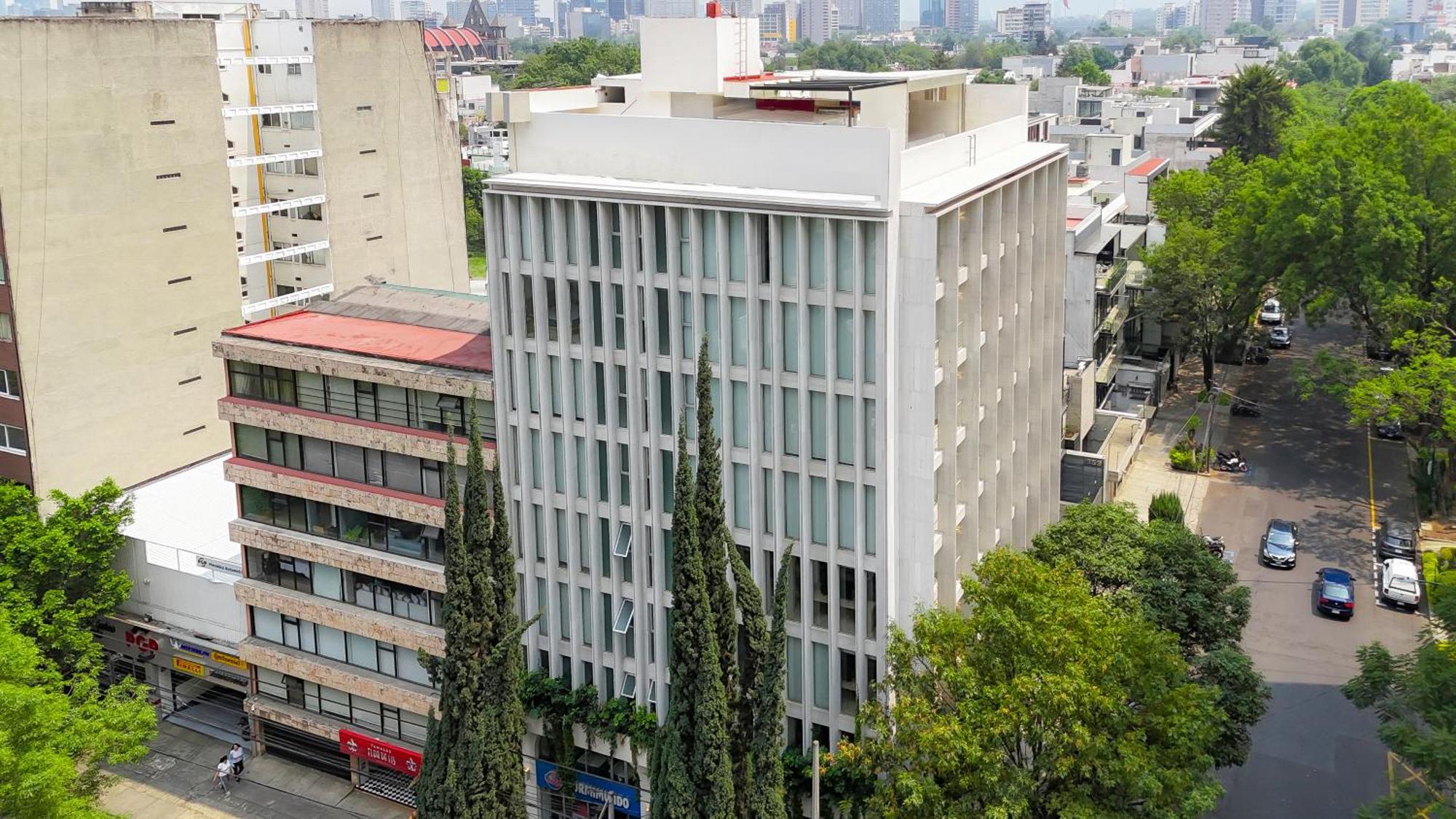 Capitalia - Luxury - Edgar Allan Poe Apartment Mexico City